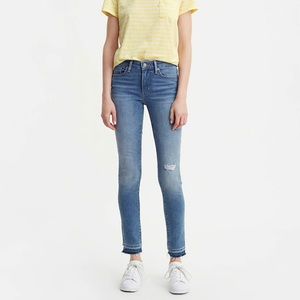 Levi’s 711 Skinny Jeans